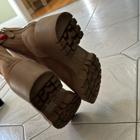 Dolce Vita boots - Picture 6 of 7